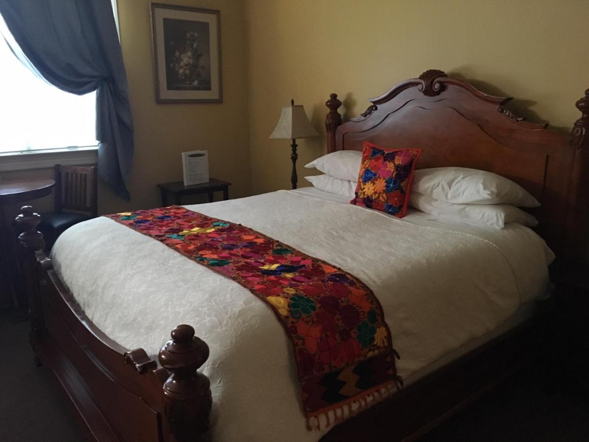 The Continental Inn Tomales 외부 사진